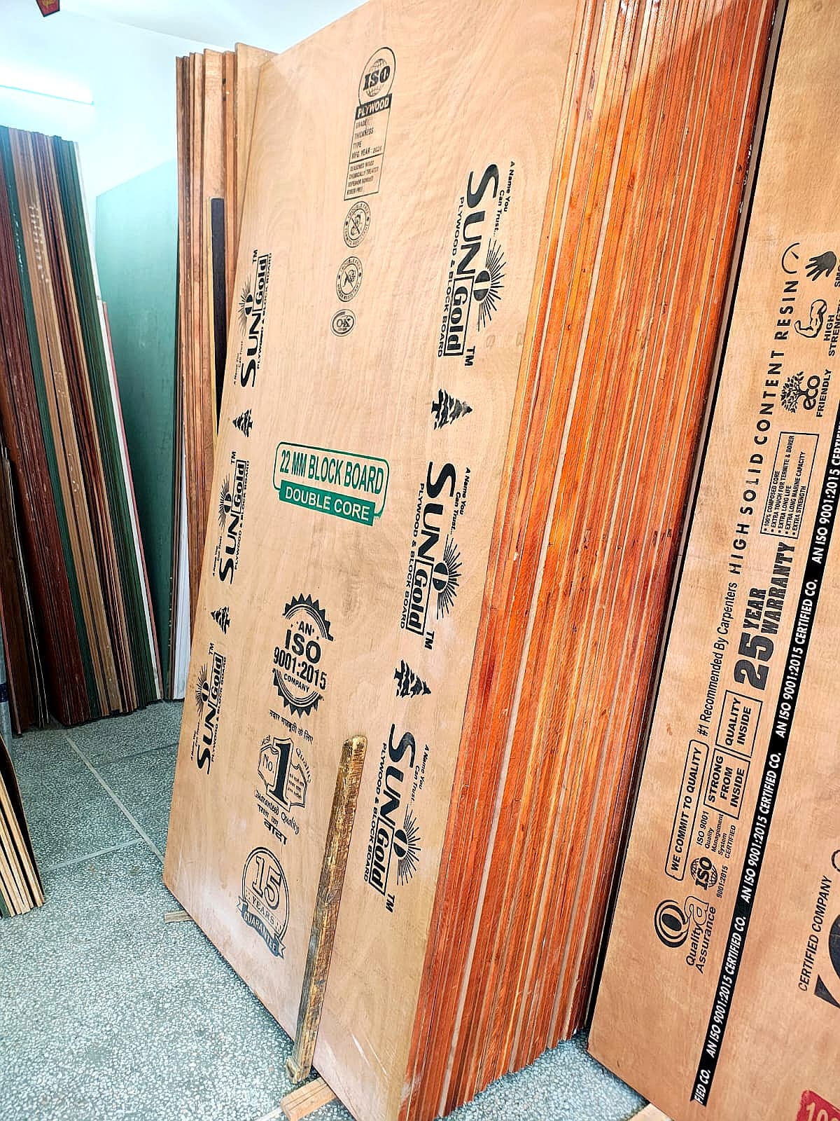 Decorative Laminates Display Karnal - Modern Surface Decor Solutions